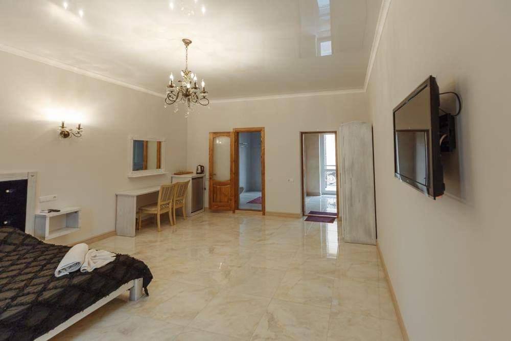 Бутик 2017 Hotel Bilhorod-Dnyisztrovszkij Kültér fotó