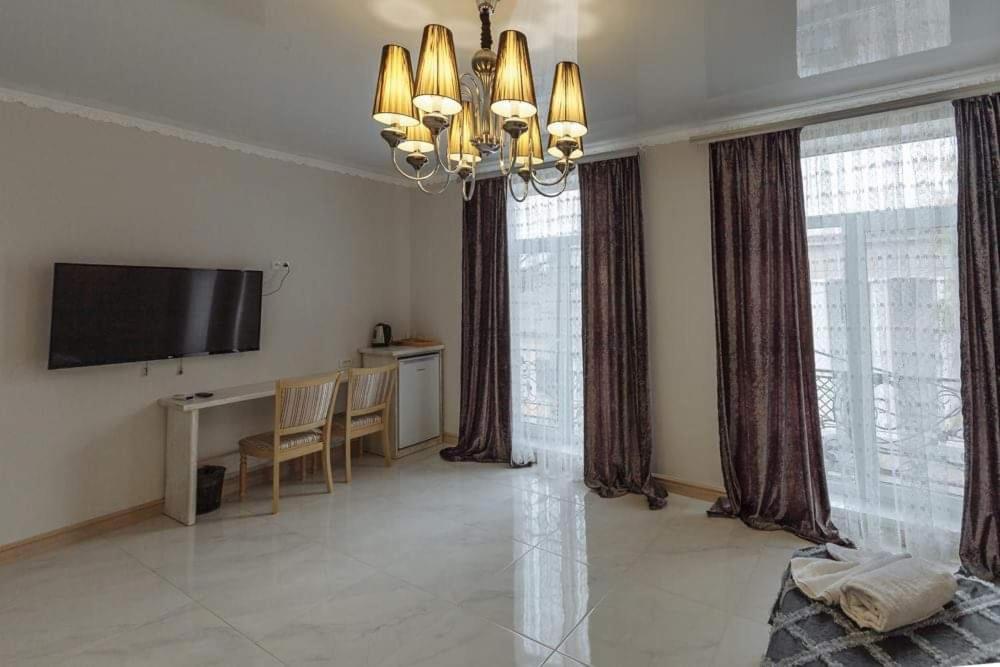 Бутик 2017 Hotel Bilhorod-Dnyisztrovszkij Kültér fotó
